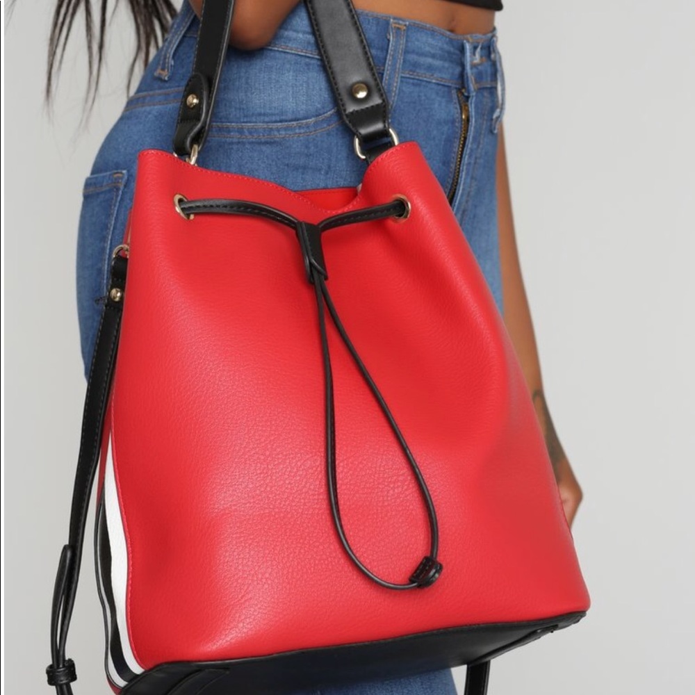 Fashion Nova Bucket Bag